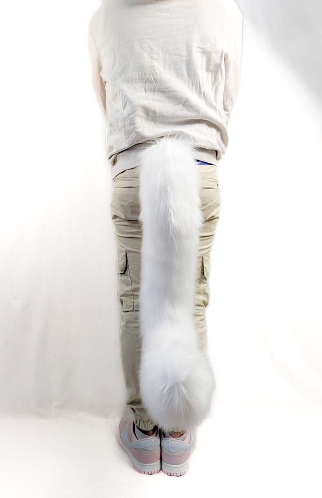 “LEGENDARY MEOW” PURE WHITE