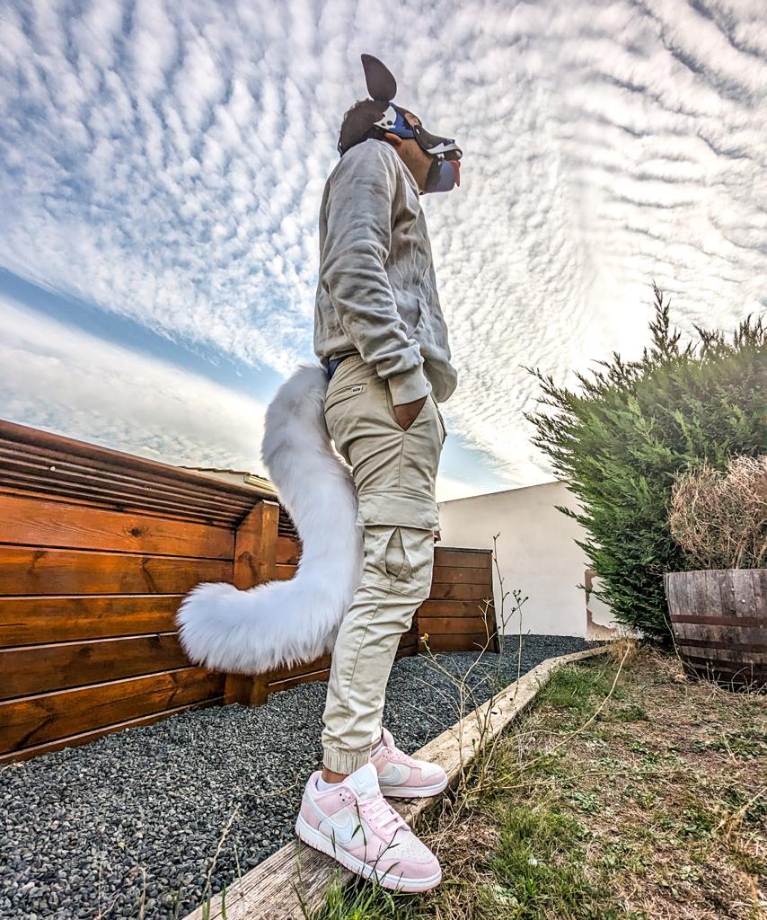 “LEGENDARY MEOW” PURE WHITE