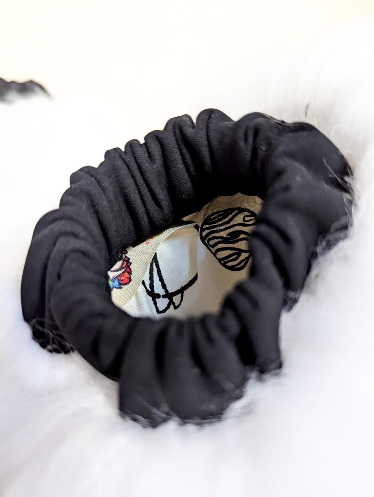 "PAWS CLASSIQUE" WHITE