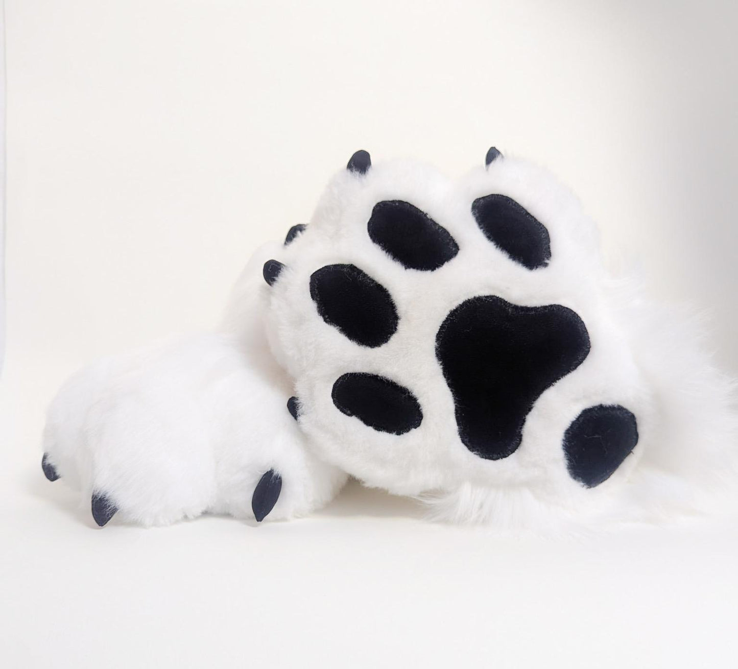 "FEET PAWS CLASSIQUE" WHITE
