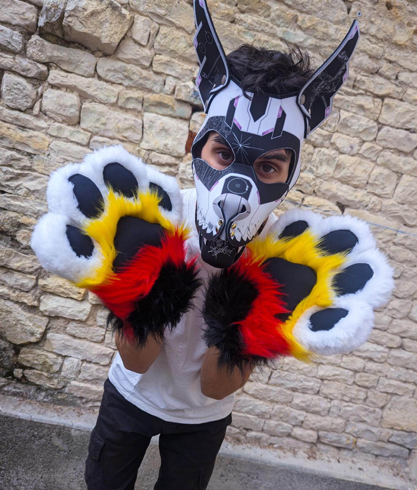 Modèle "WOLF PAWS"